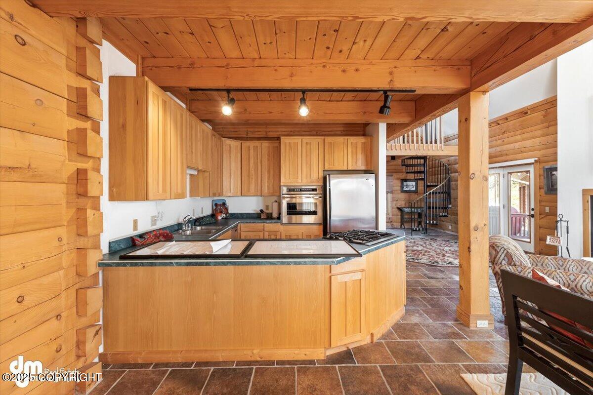 139 Skyline Drive