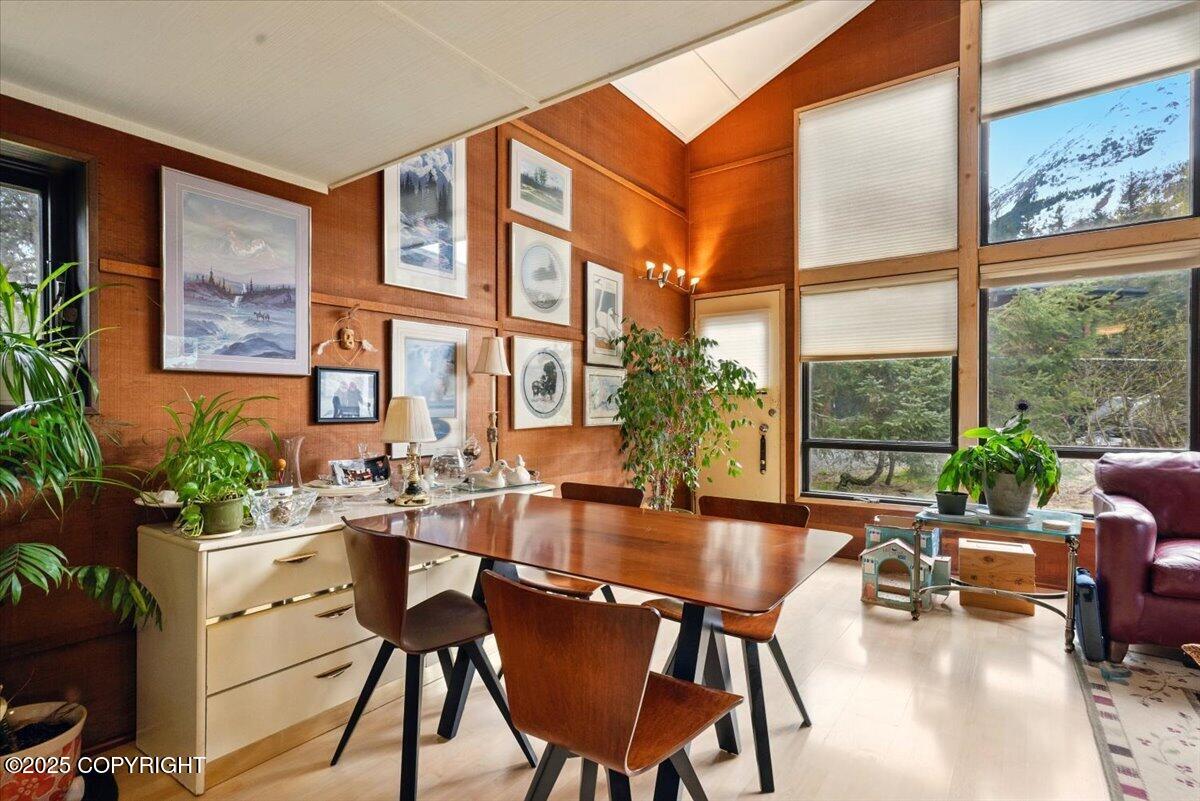 373 Brighton Road