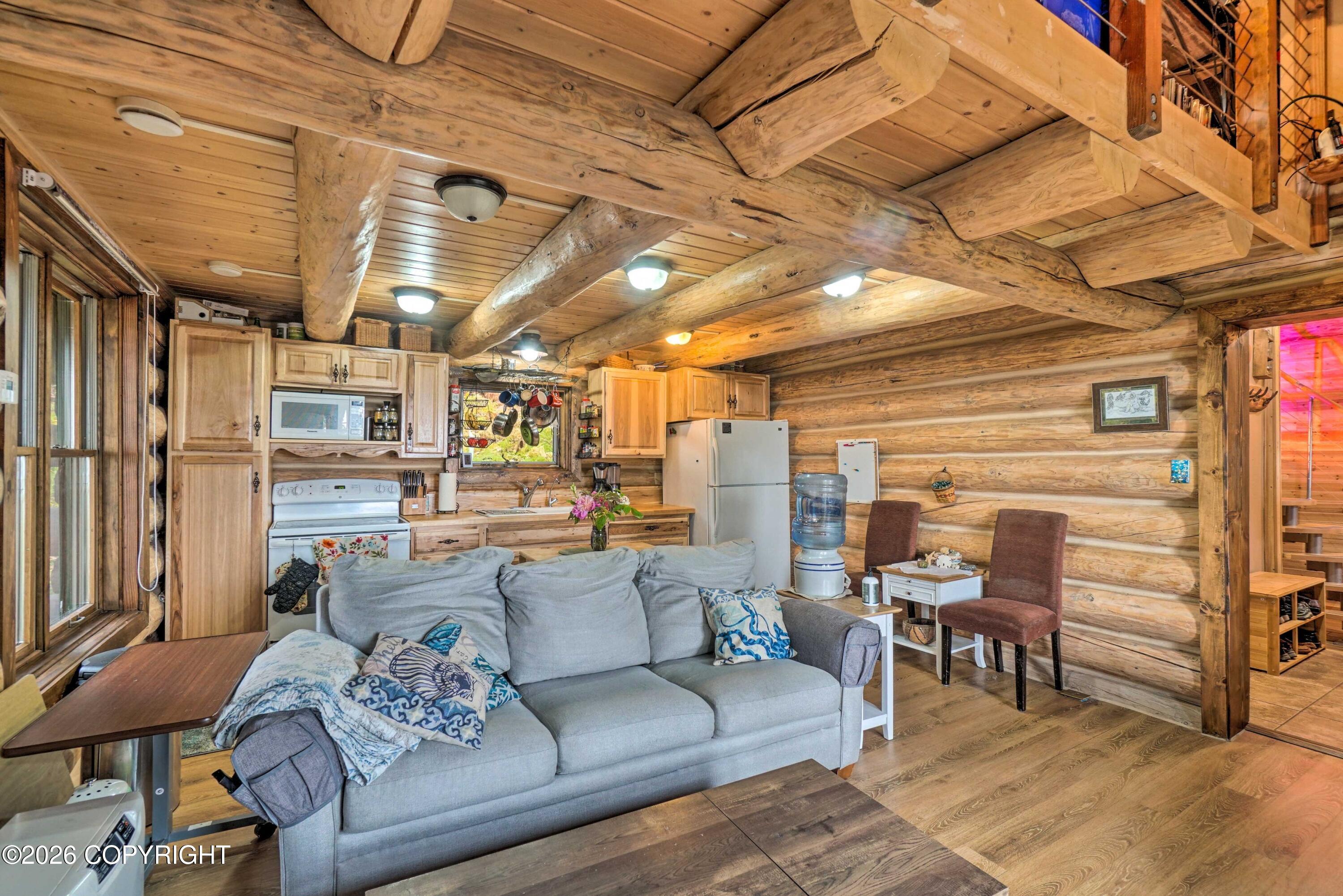 1298 Cottonwood Lane