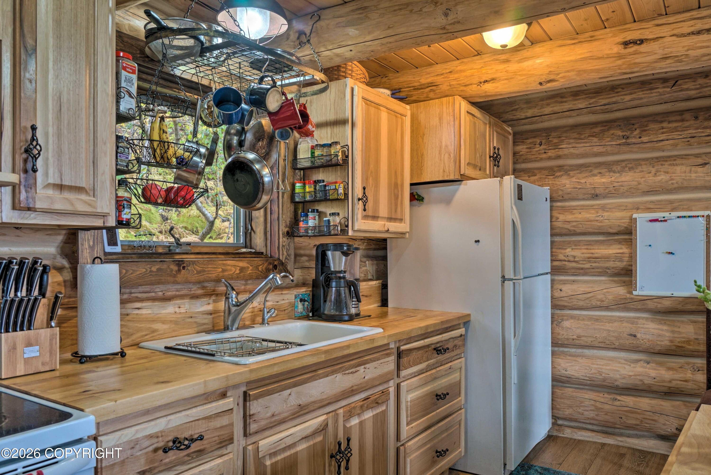 1298 Cottonwood Lane