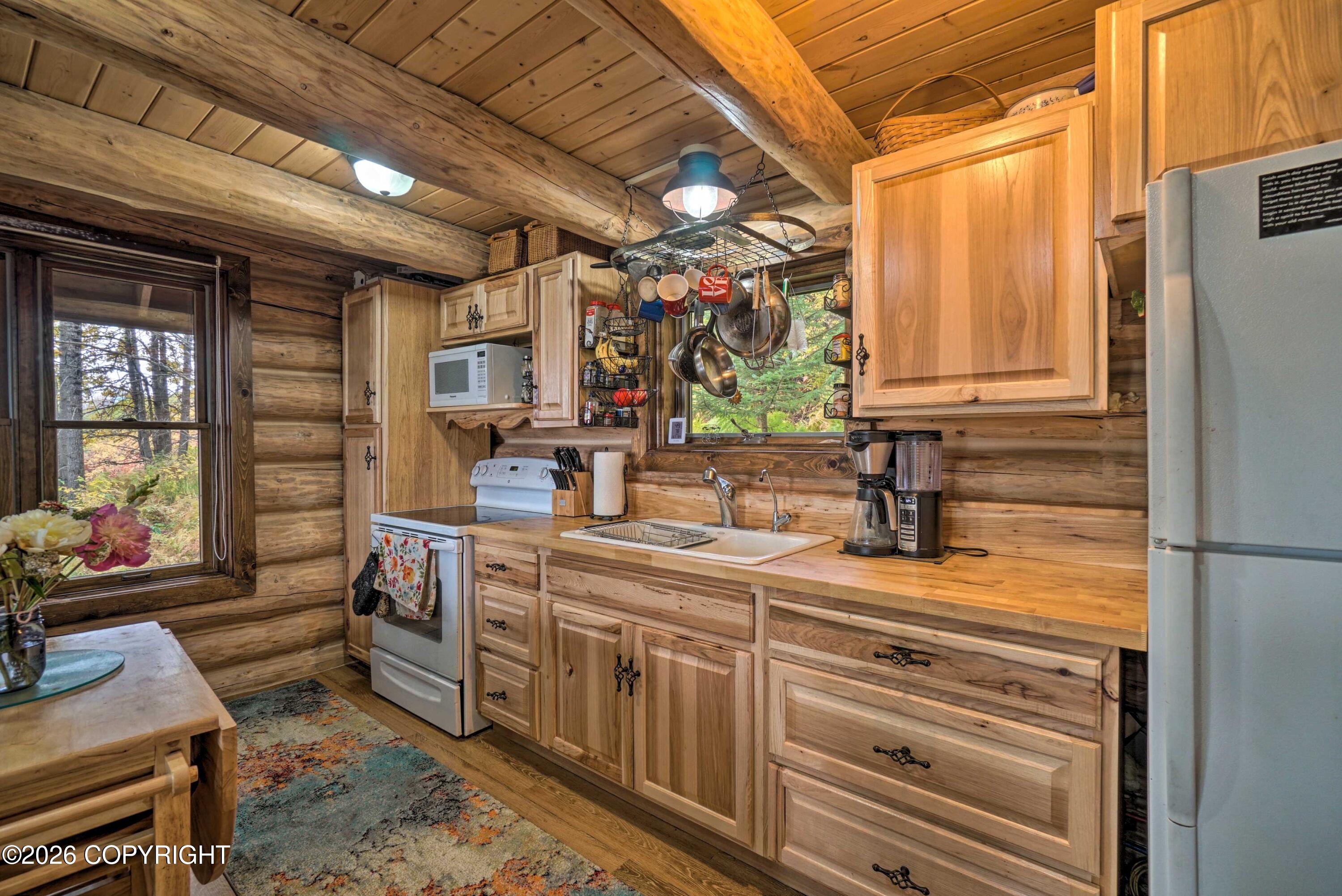 1298 Cottonwood Lane