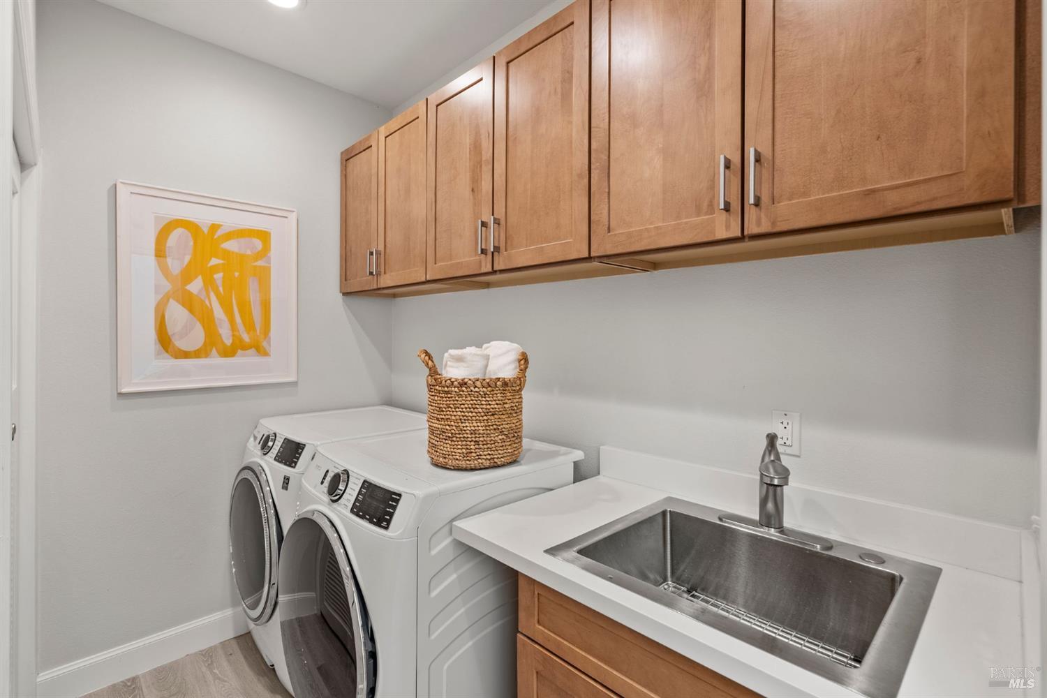 1 Golden Lily Place