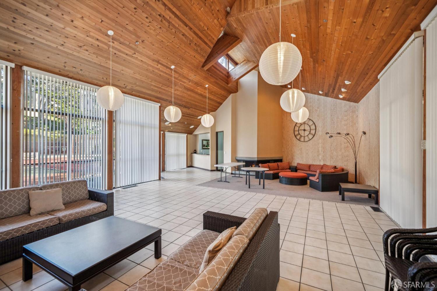 235 N Lake Merced Hills