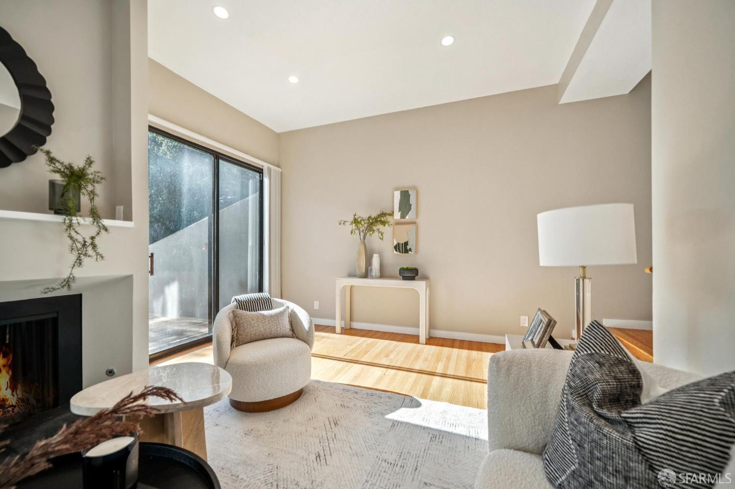 235 N Lake Merced Hills