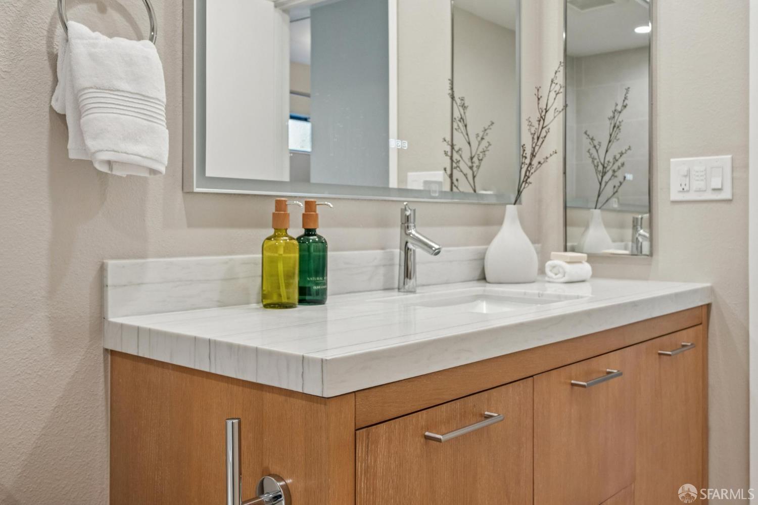 235 N Lake Merced Hills