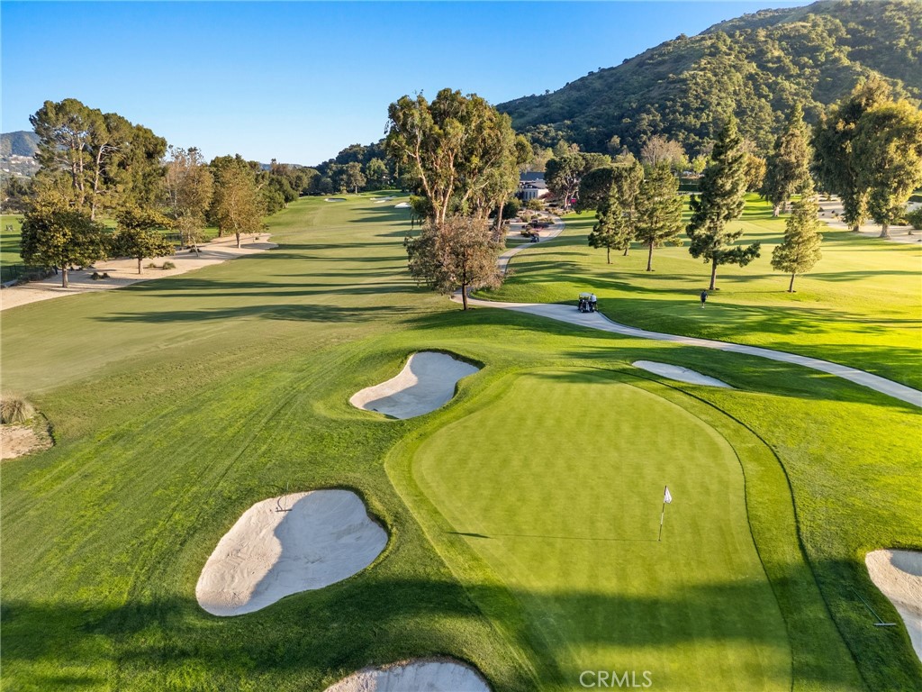 3221 Country Club Drive