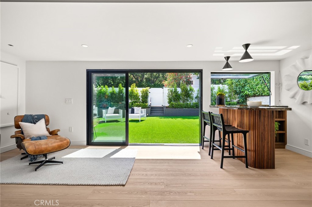 3221 Country Club Drive