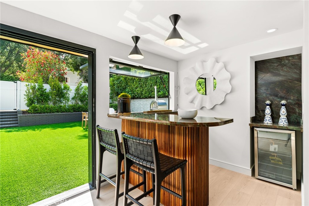 3221 Country Club Drive