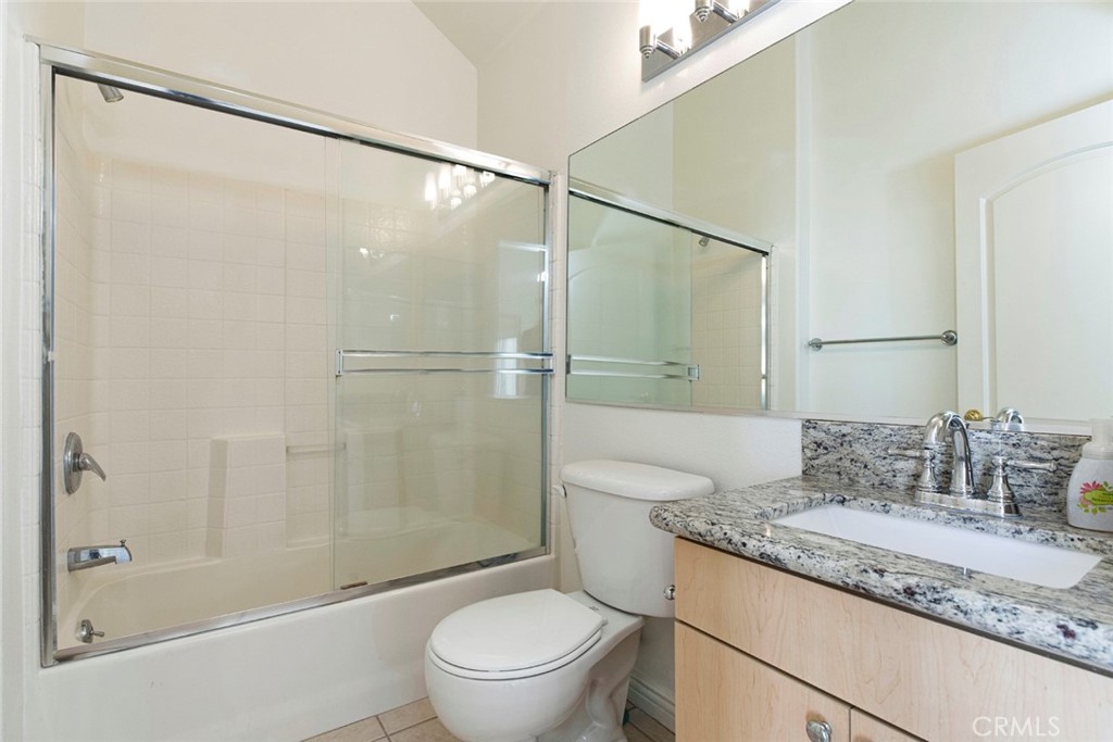 2716 Honolulu Avenue 103