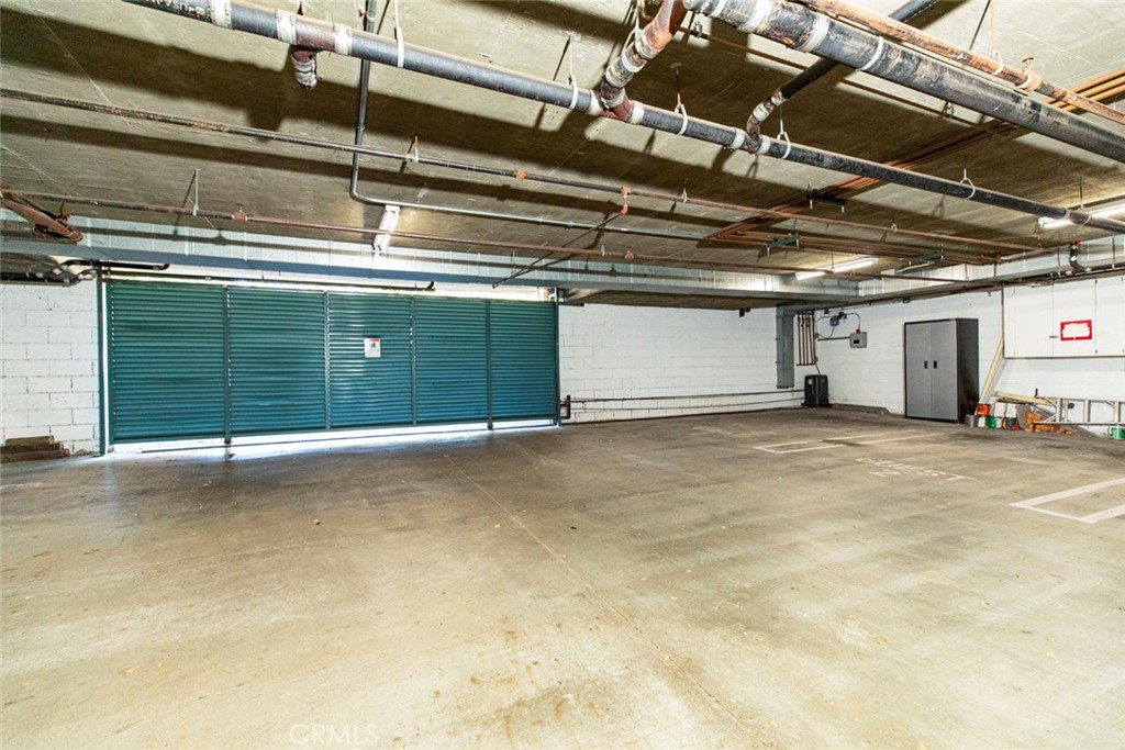 2716 Honolulu Avenue 103