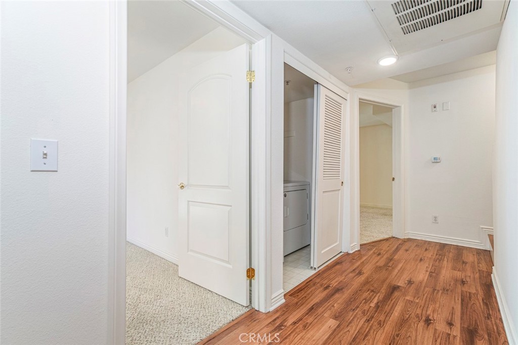 2716 Honolulu Avenue 103