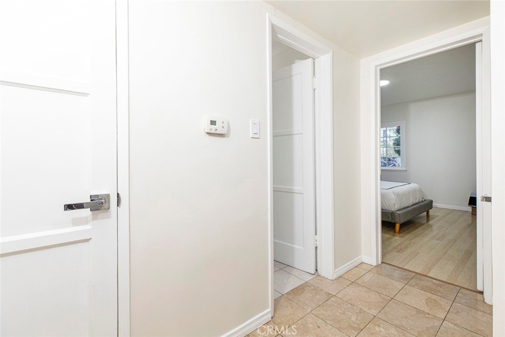 812 814 E Doran Street