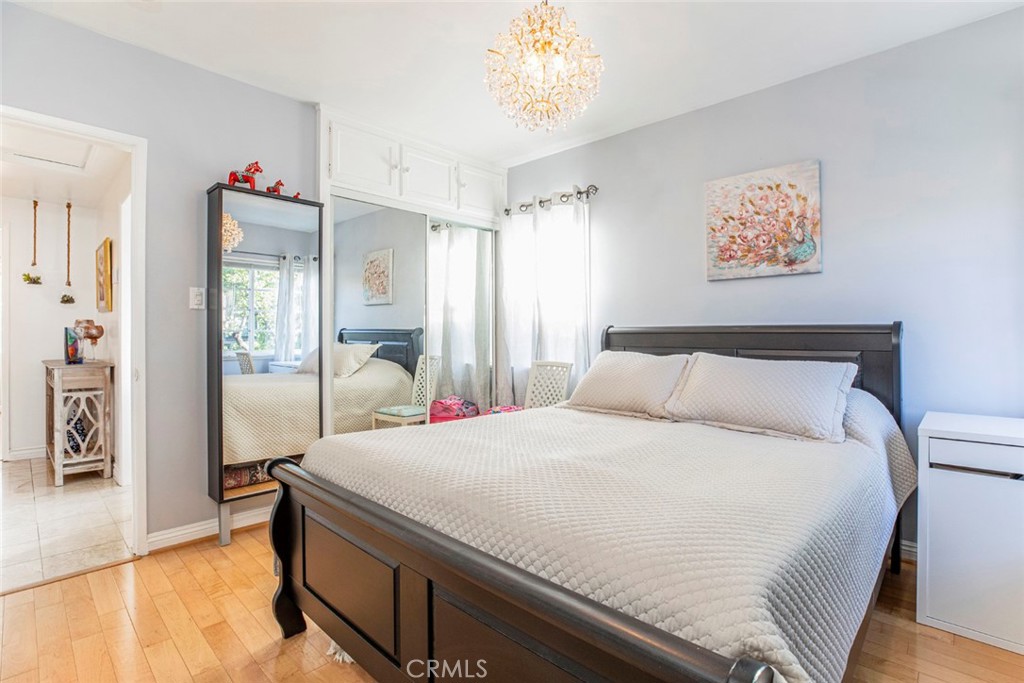 812 814 E Doran Street