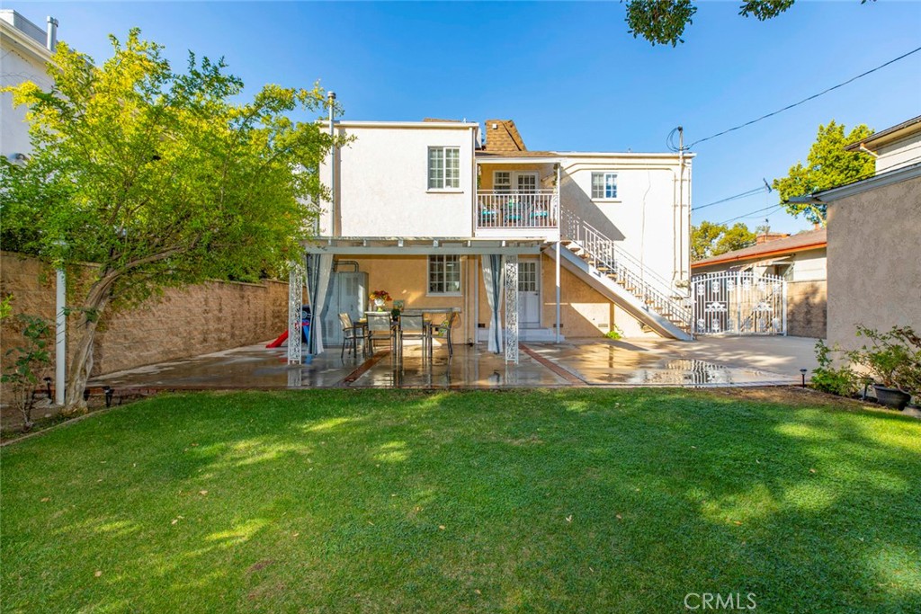 812 814 E Doran Street