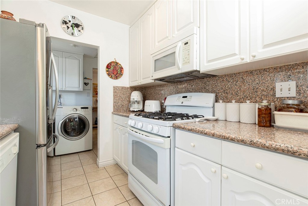 812 814 E Doran Street