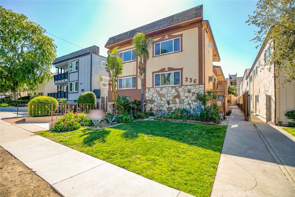 336 E Dryden Street 3