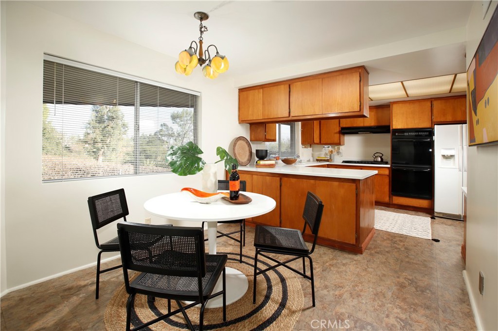 5366 Vista Lejana Lane