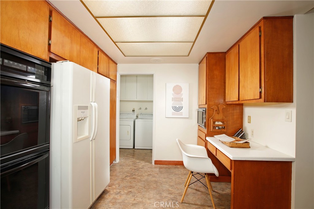 5366 Vista Lejana Lane