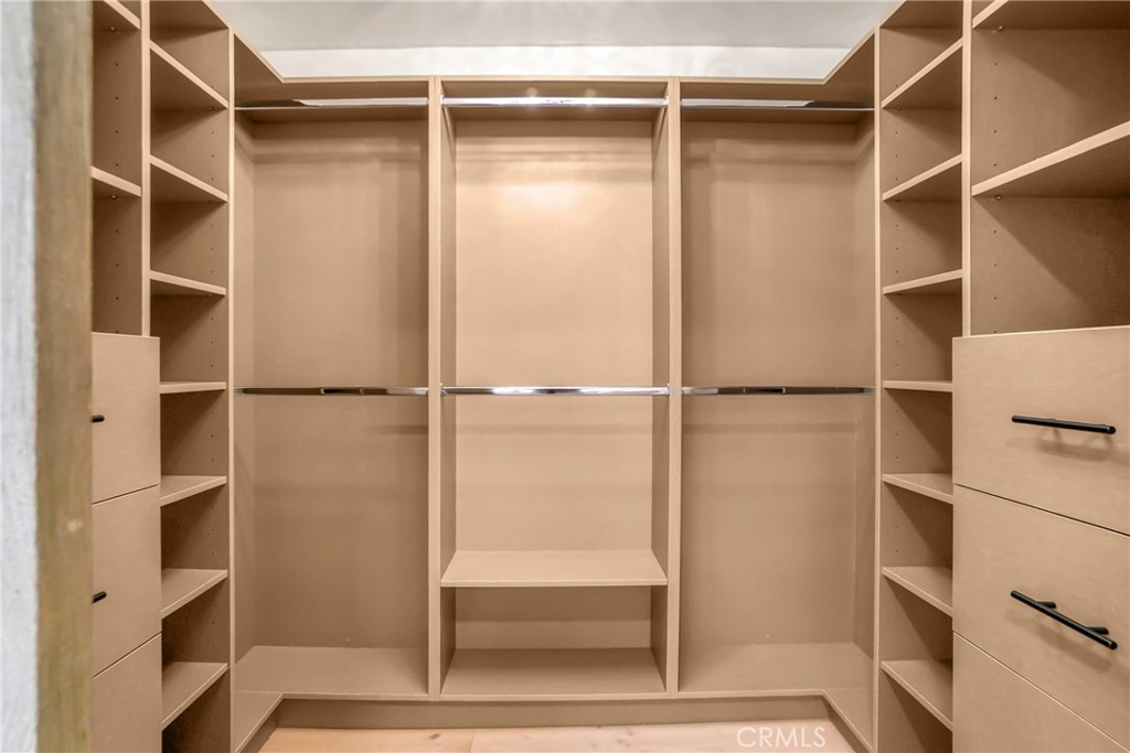 12938 Valleyheart Drive 5