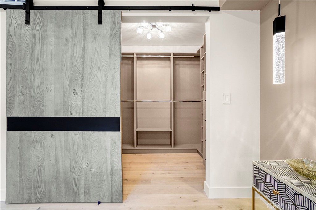 12938 Valleyheart Drive 5