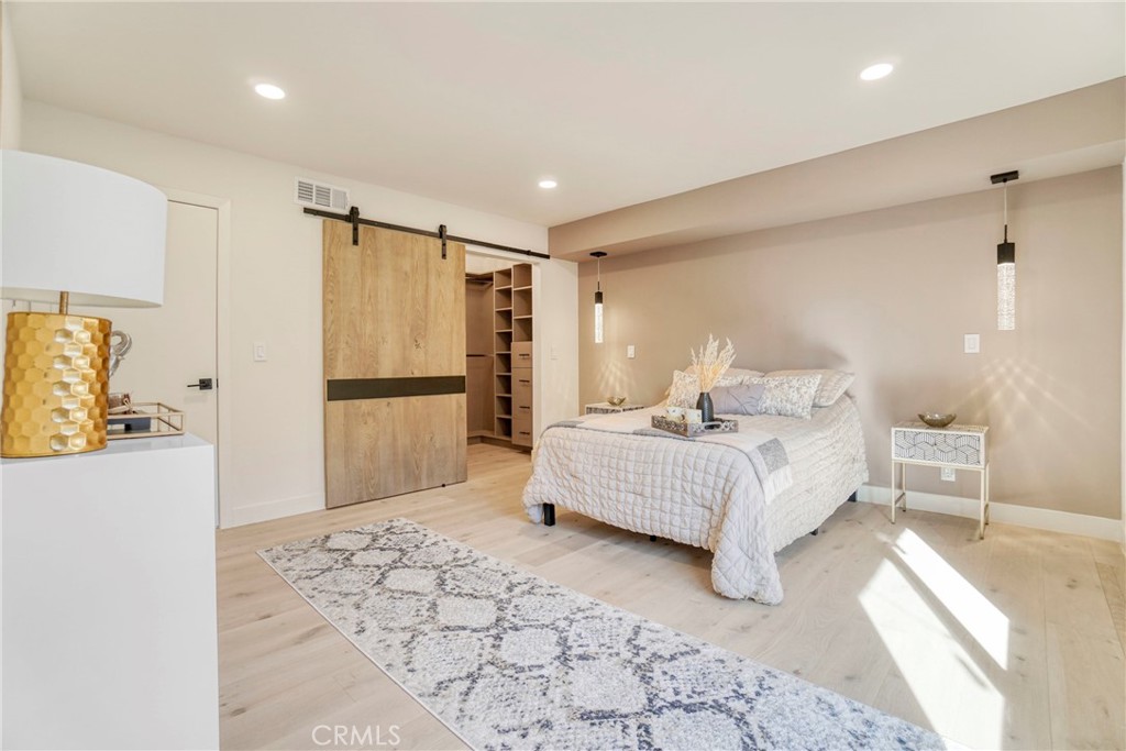 12938 Valleyheart Drive 5