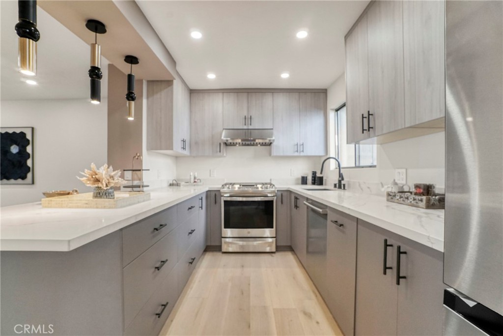 12938 Valleyheart Drive 5