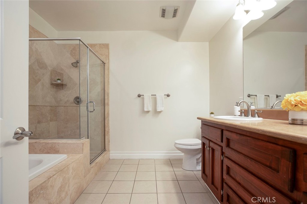15206 Burbank Boulevard 107