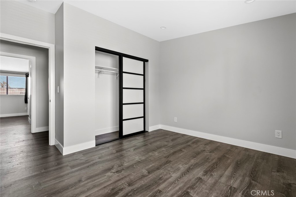 14436 1/2 Tiara Street