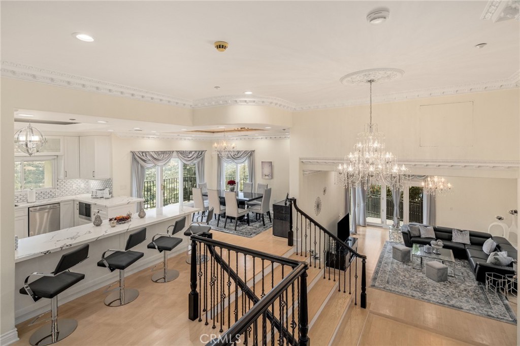 3426 Ayars Canyon