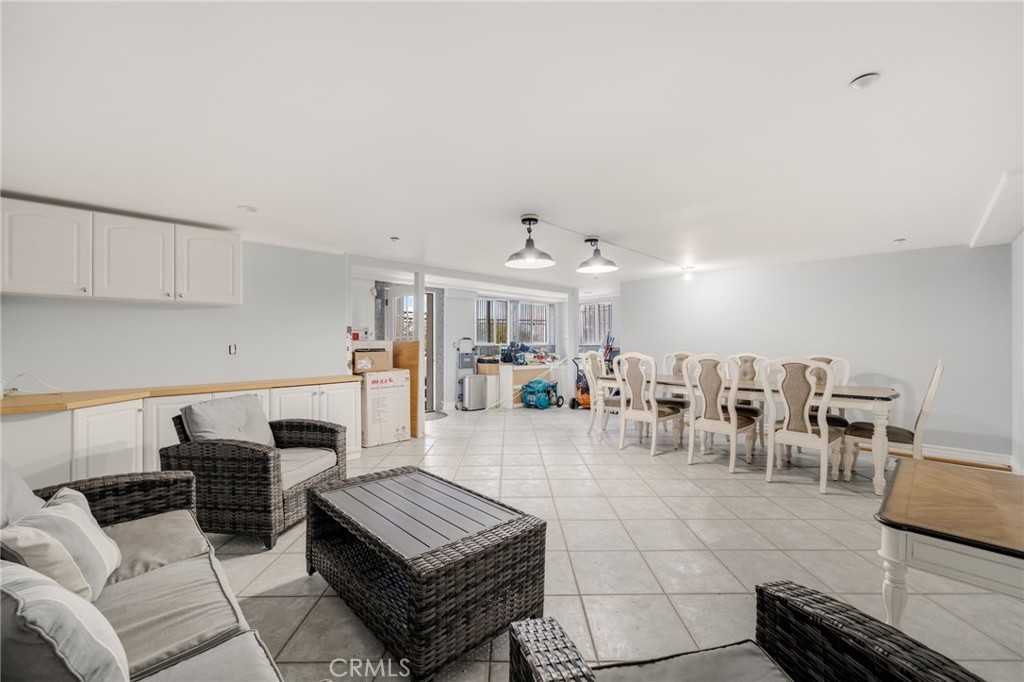 3426 Ayars Canyon