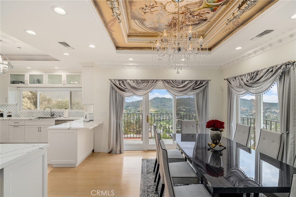 3426 Ayars Canyon