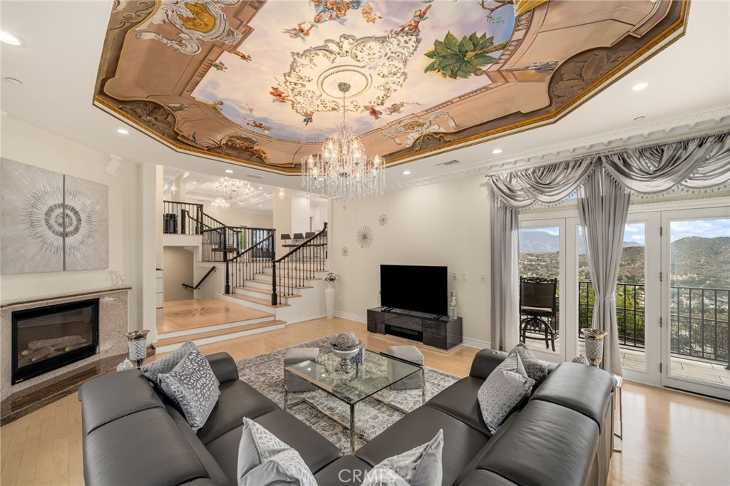 3426 Ayars Canyon