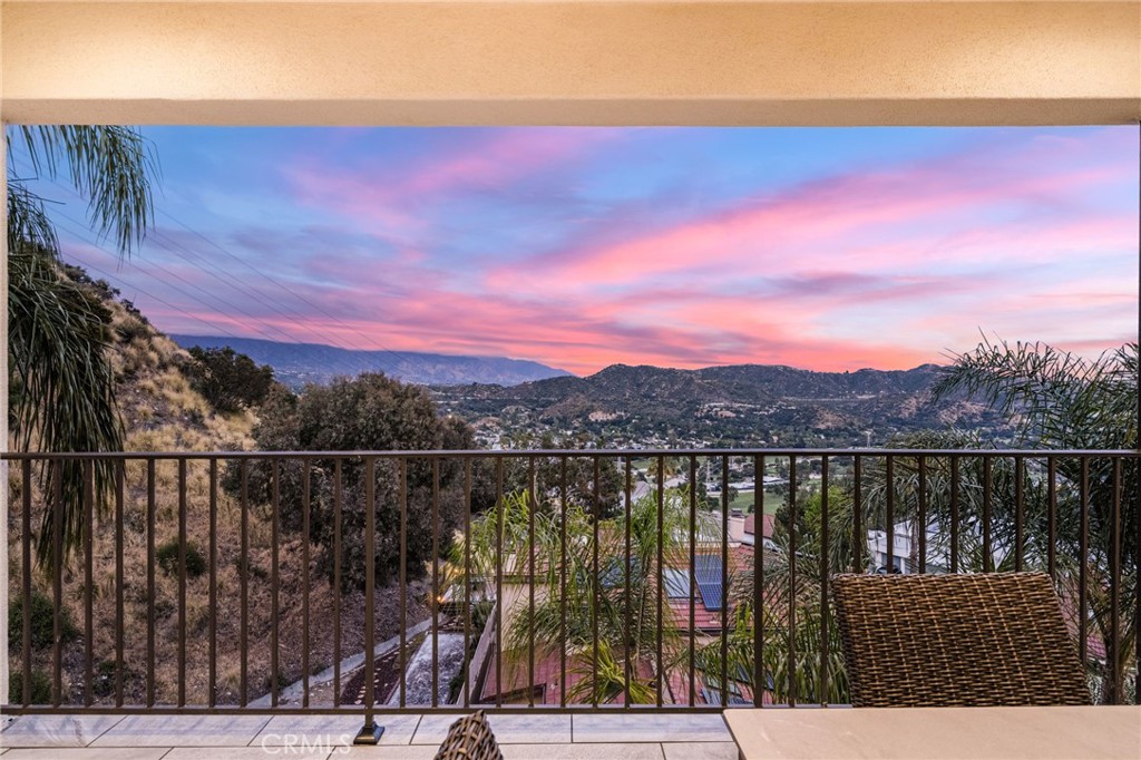 3426 Ayars Canyon