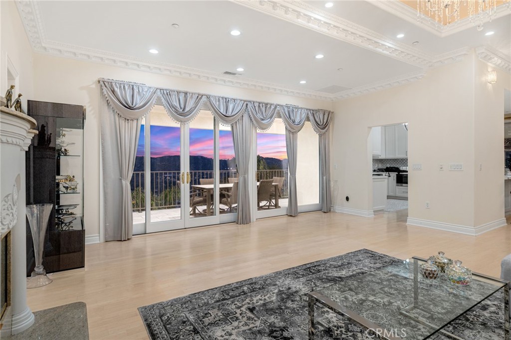 3426 Ayars Canyon