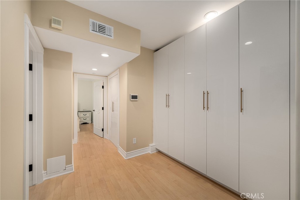 3426 Ayars Canyon