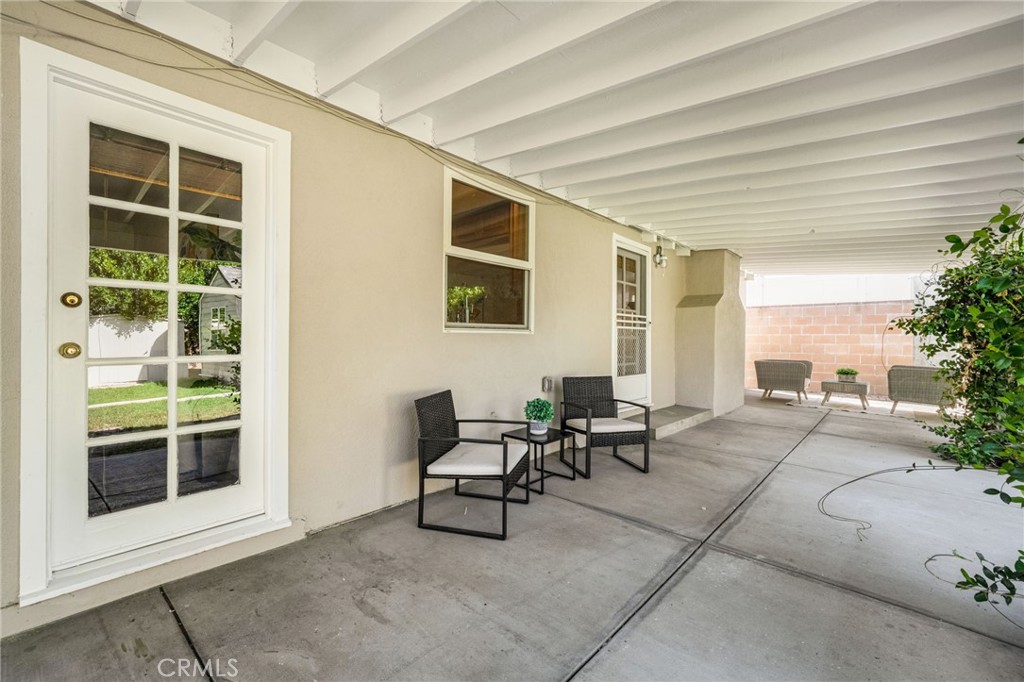 504 N Reese Place