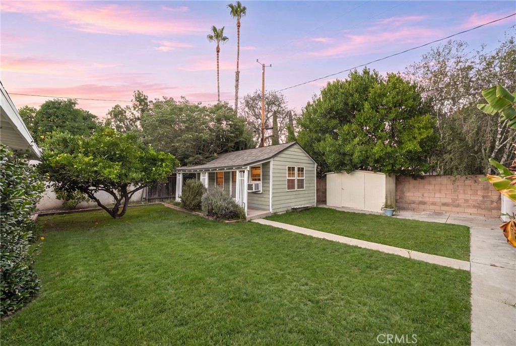 504 N Reese Place