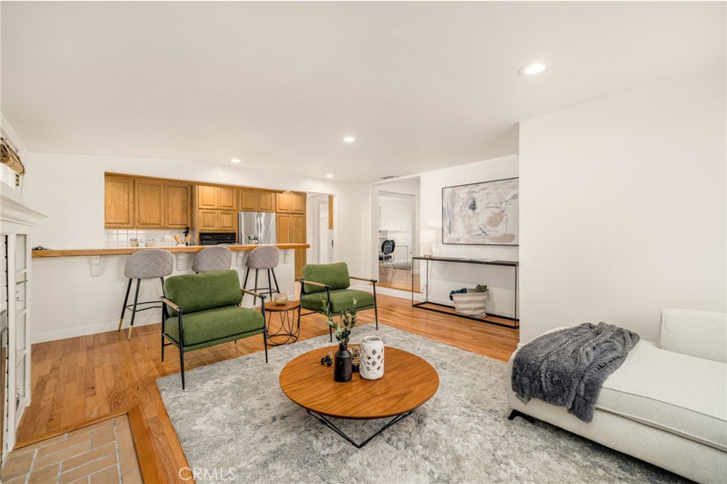 504 N Reese Place