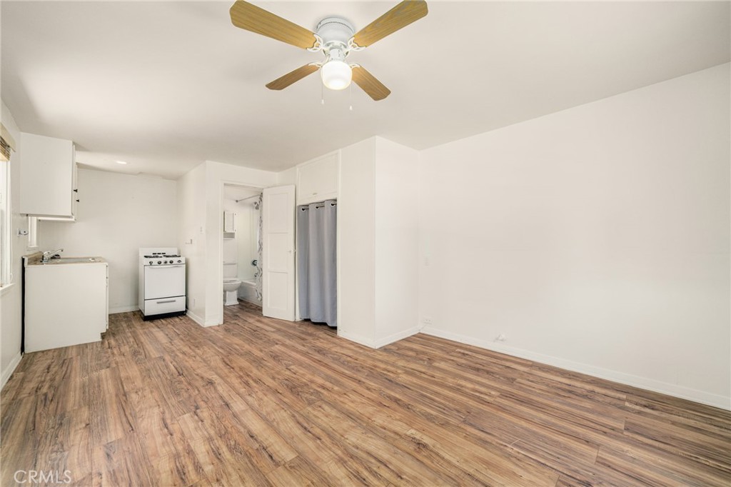 504 N Reese Place