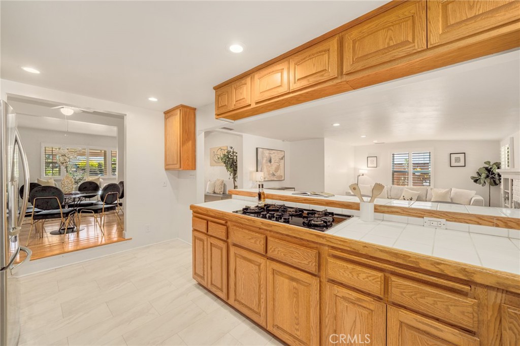 504 N Reese Place