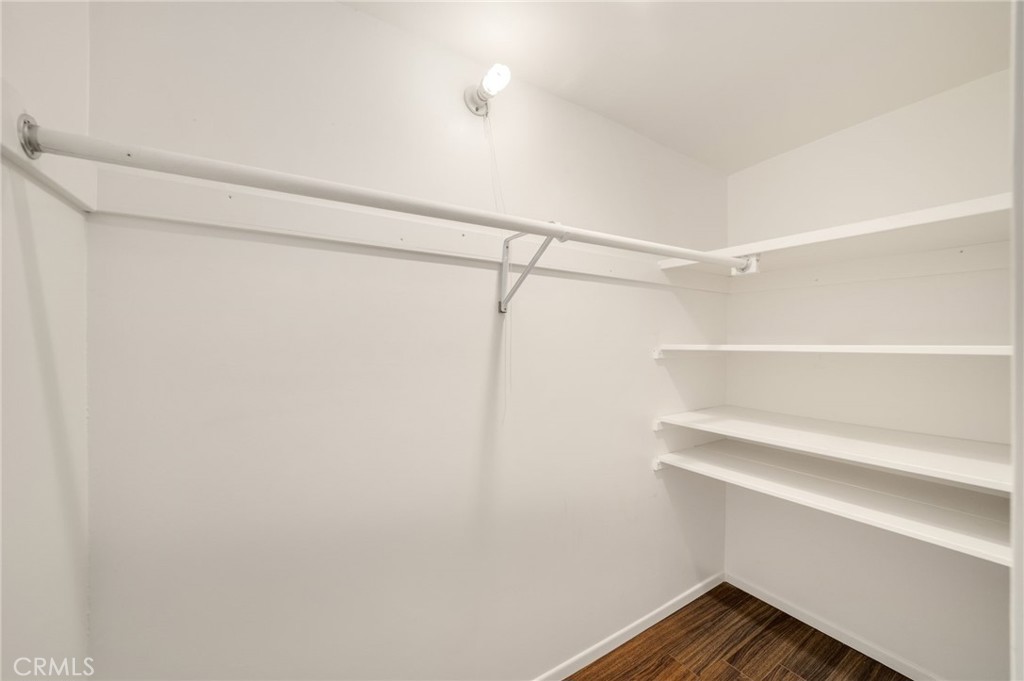 504 N Reese Place