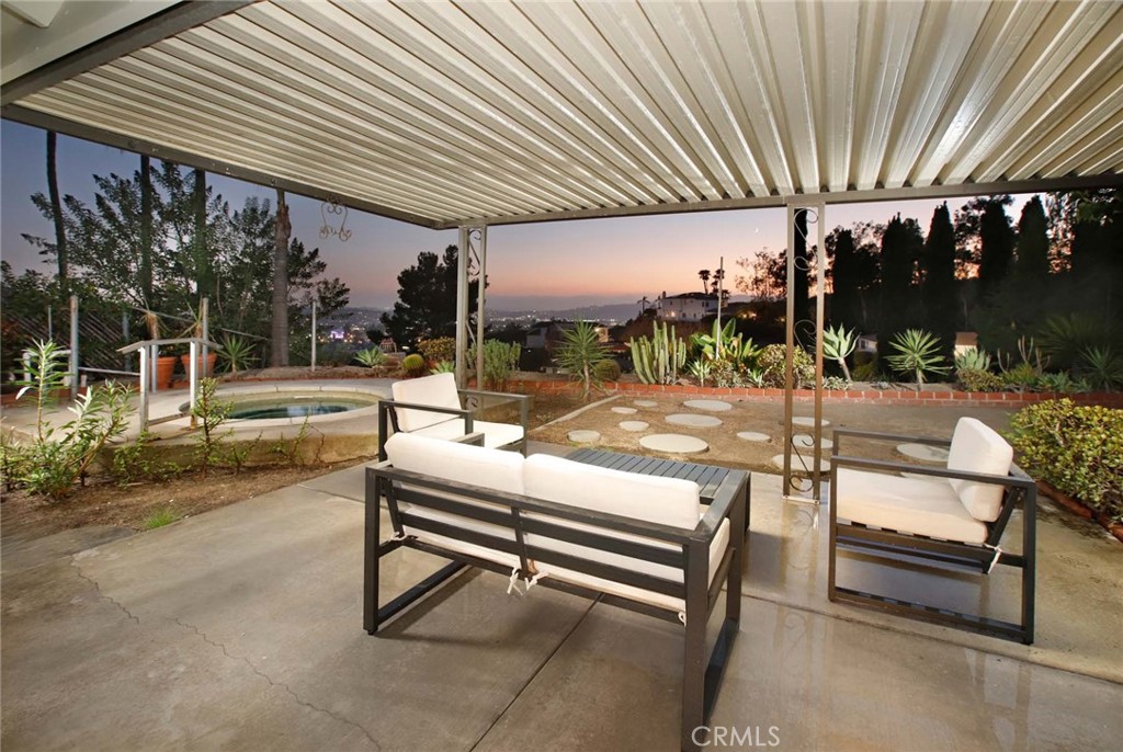 775 Ridge Drive