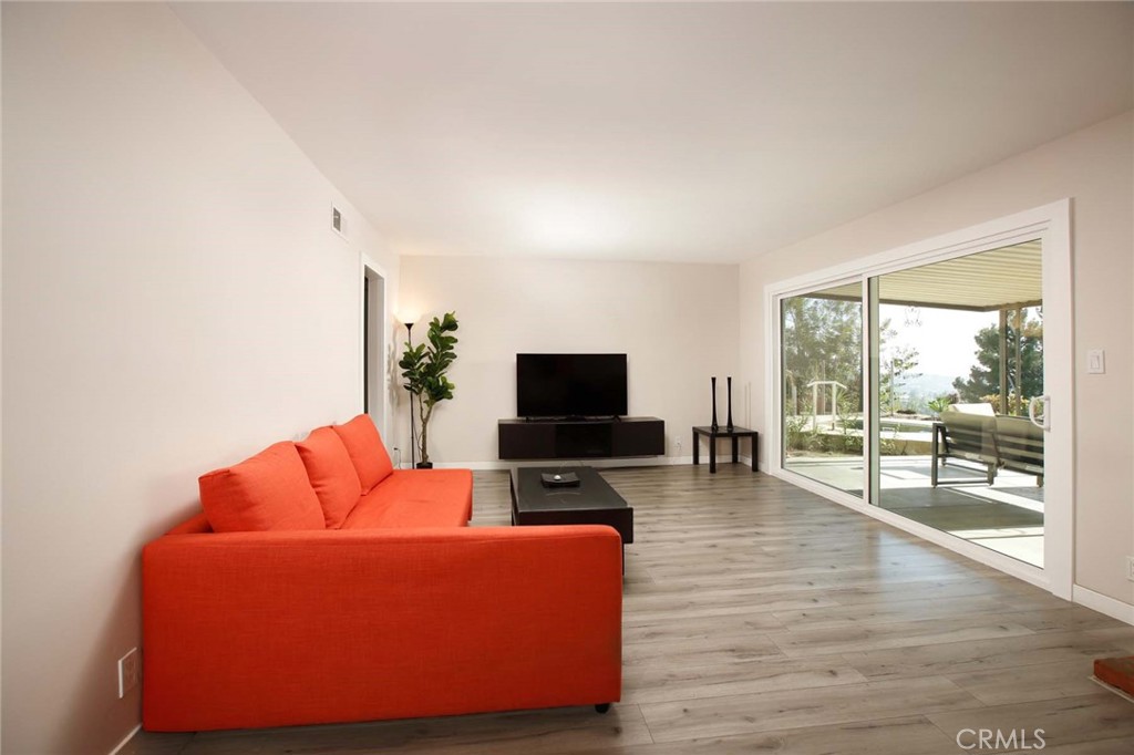 775 Ridge Drive