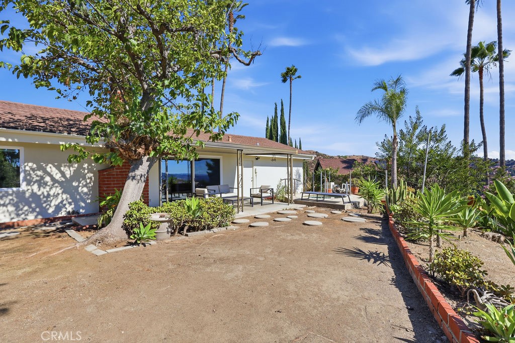 775 Ridge Drive