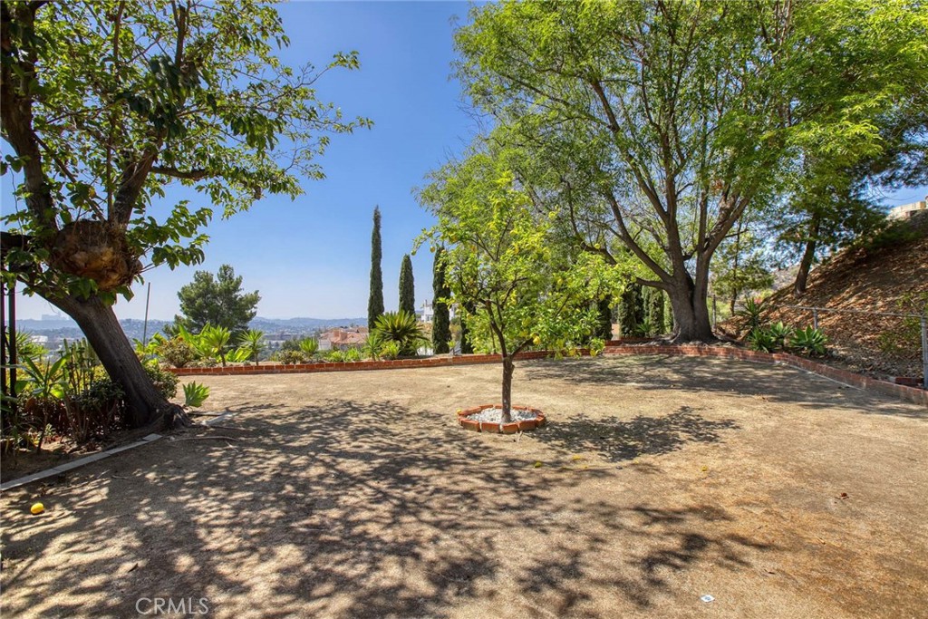 775 Ridge Drive
