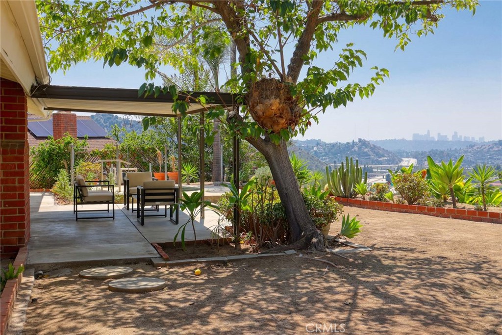 775 Ridge Drive