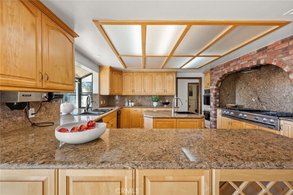 2521 Flintridge Drive