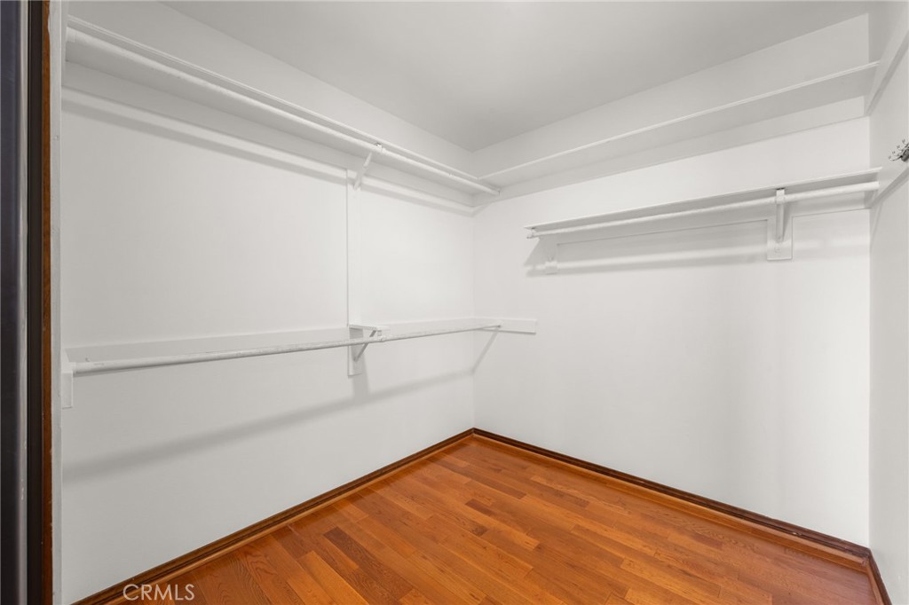 2521 Flintridge Drive