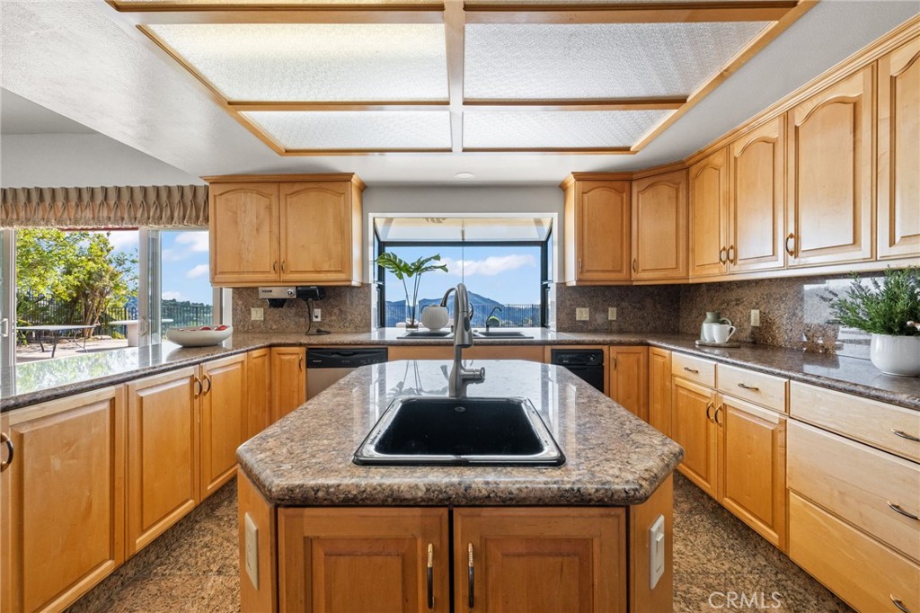 2521 Flintridge Drive