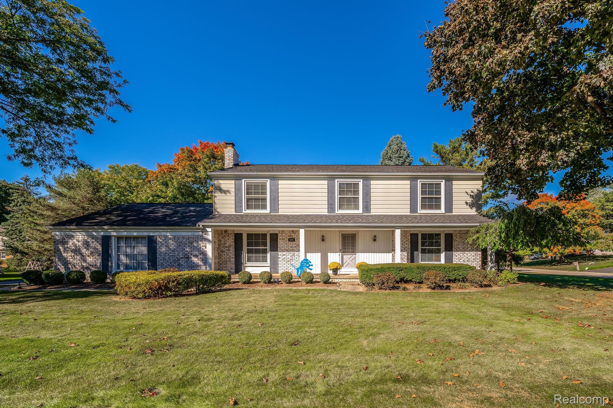 625 S SPINNINGWHEEL LN